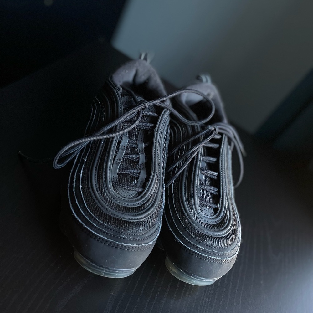 Black Nike Air Vapormax 97 GS Triple Black - Picture 1 of 5